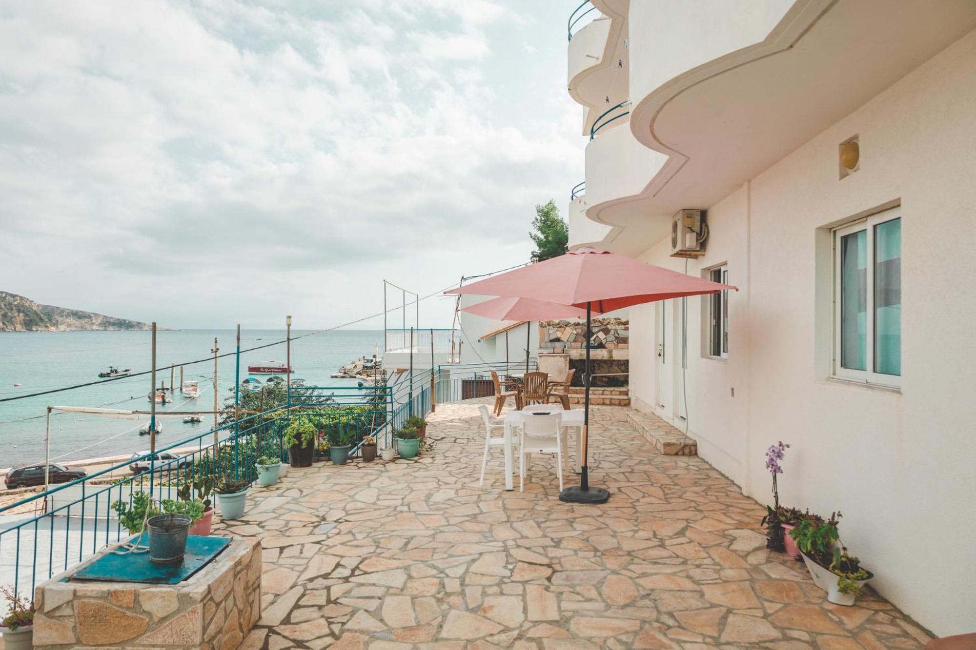 Beachfront Apartment Himare Exterior foto